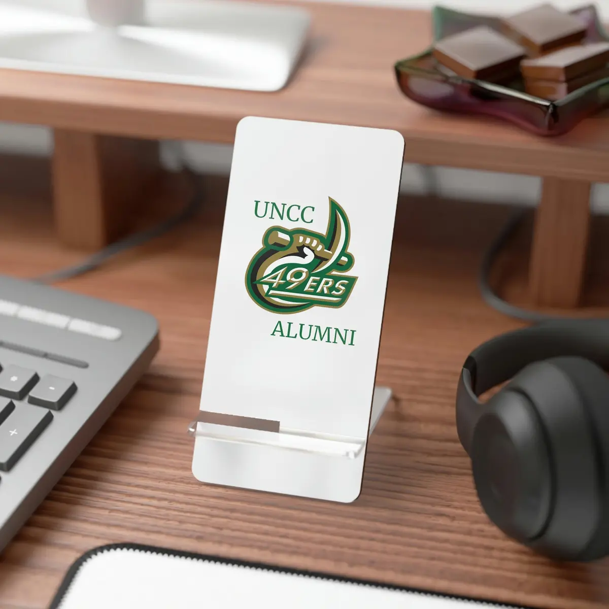 Uncc Alumni Mobile Display Stand For Smartphones 1