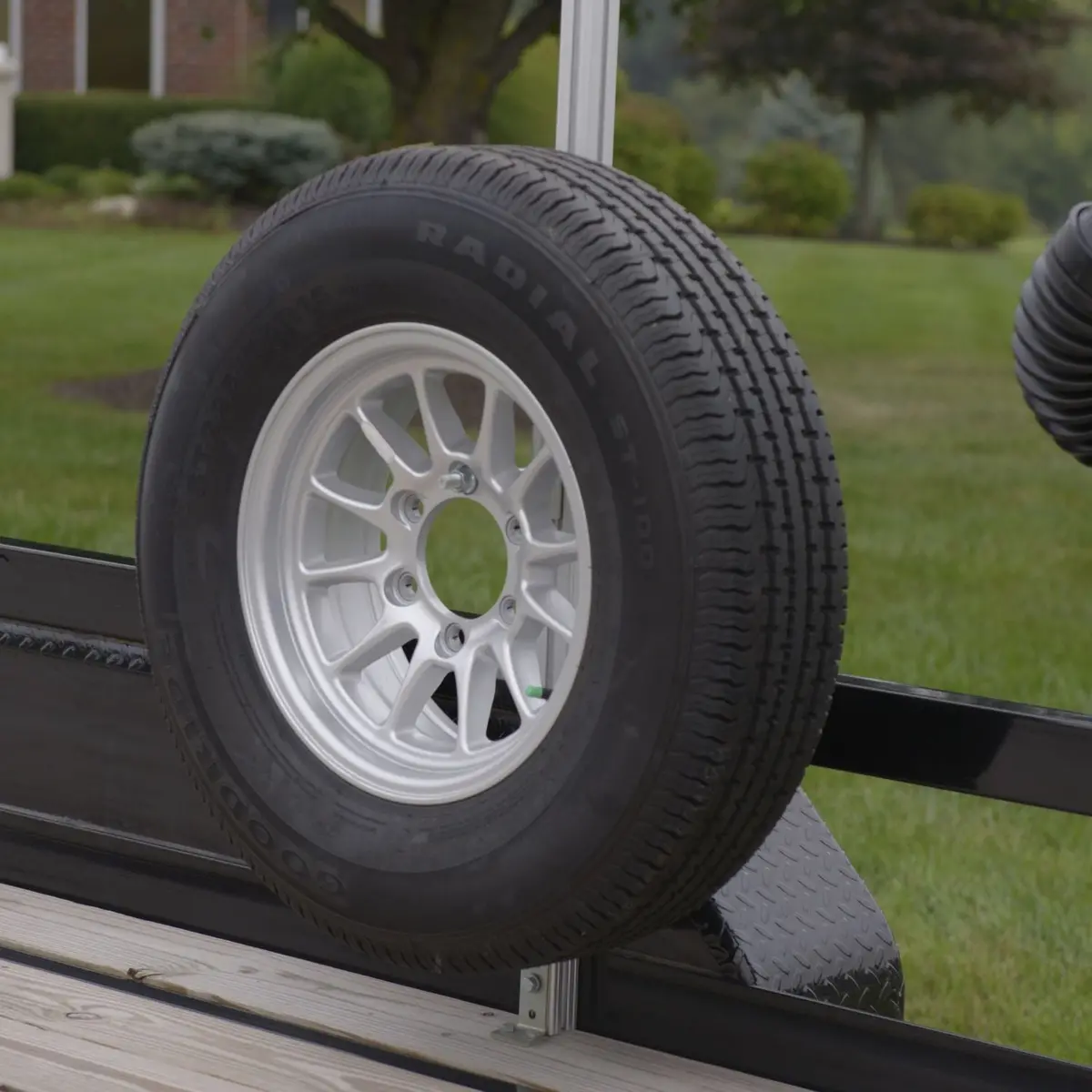 Trailer Rack Spare Tire Holder 1