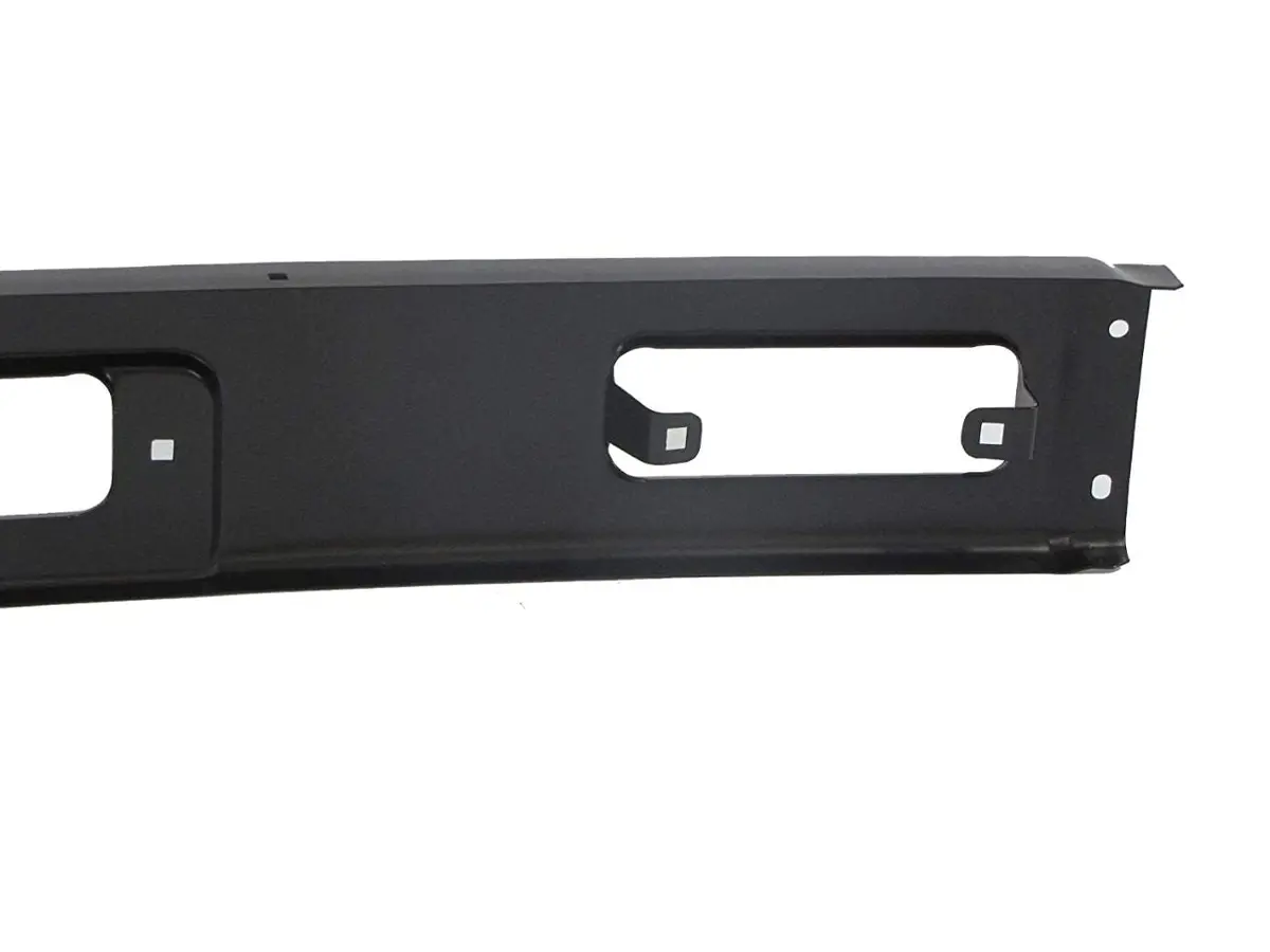 Bumper Frontal Toyota Hilux 1984 - 1988 Metálico Pintado Foco Cuadrado Utiliza Cacho 4Wd Versión Americana
Precios Incluyen I.S.V. 1