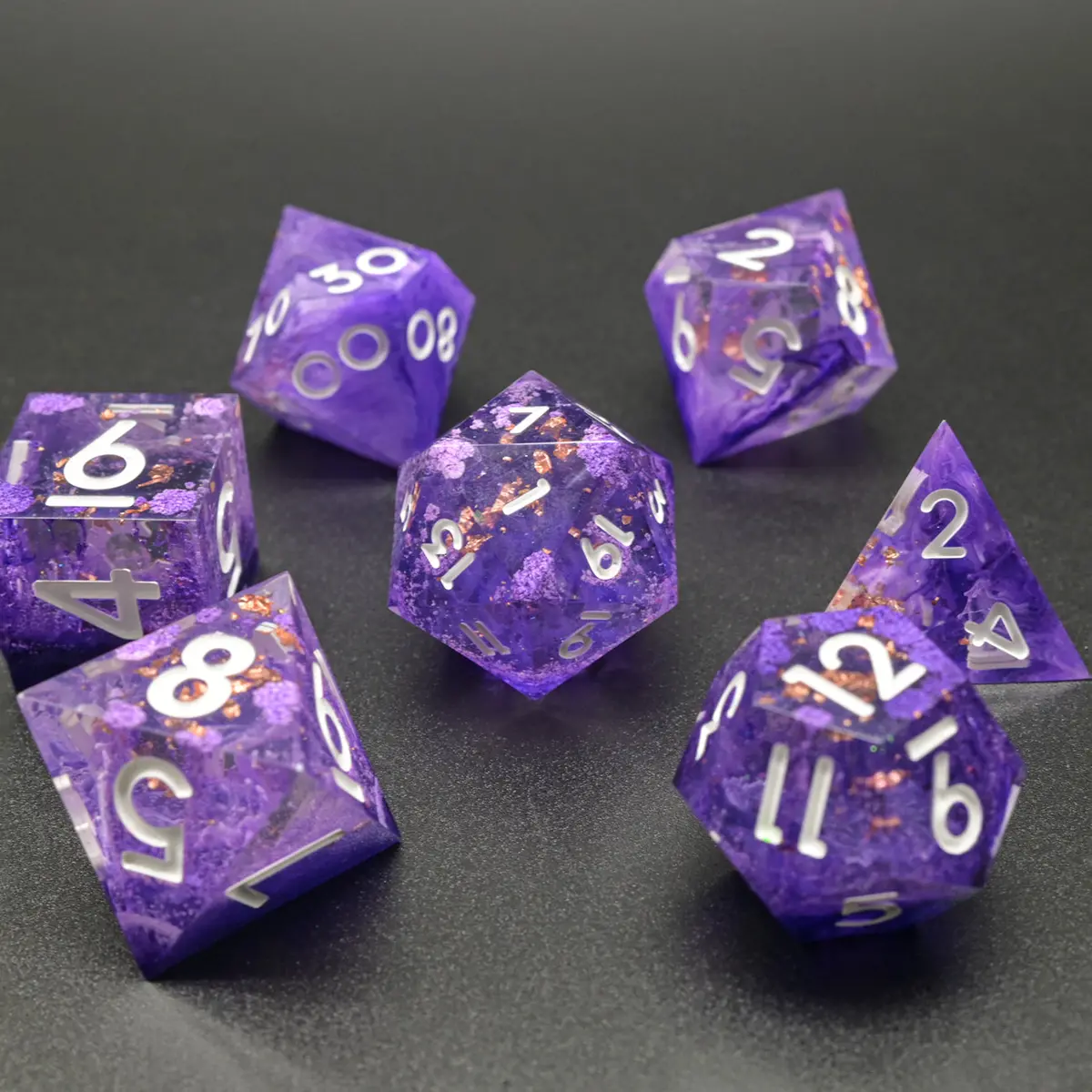 D&D Dice Set Sharp Edge - Sythetic Amethyst (White) 1