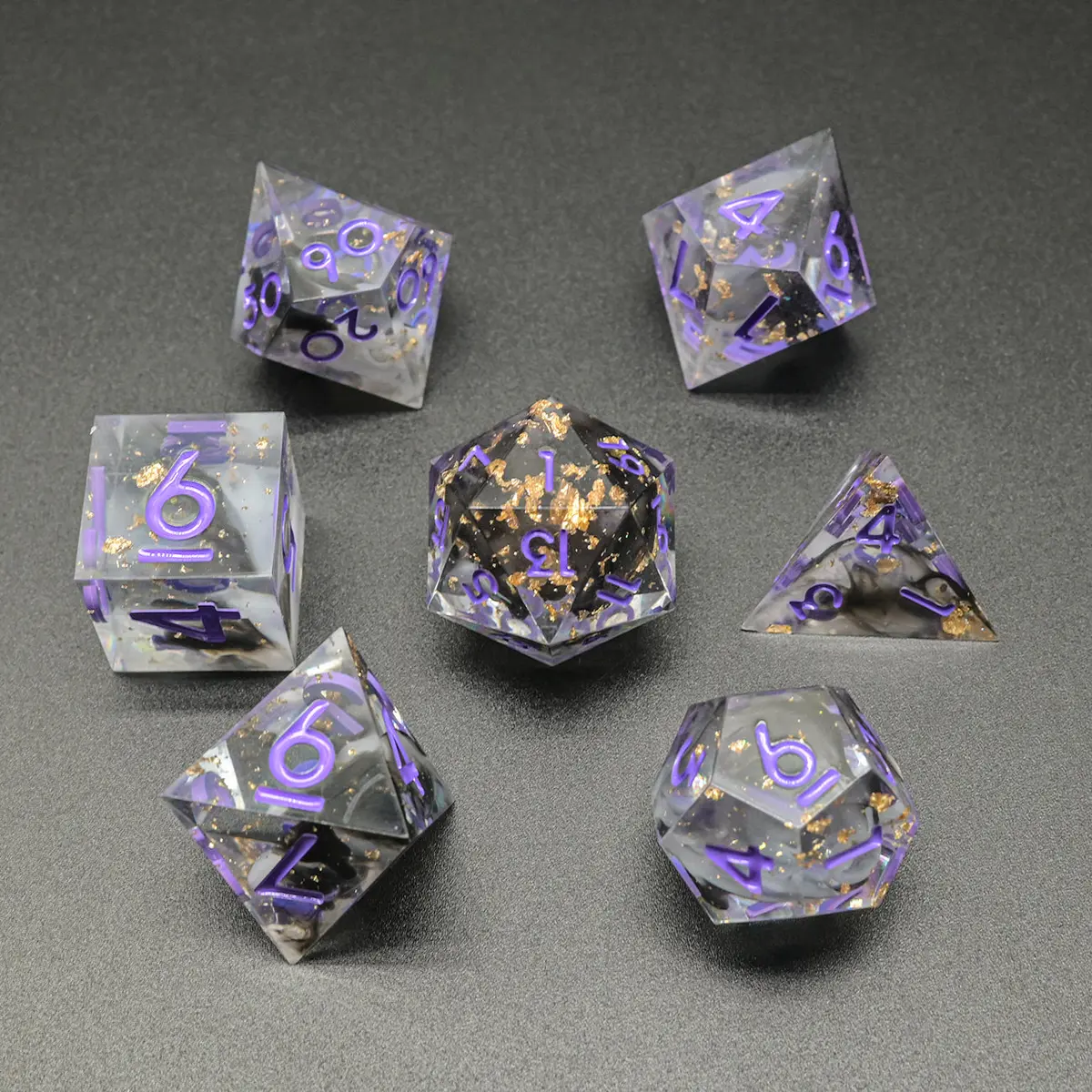 D&D Dice Set Sharp Edge - Apprentice Black (Purple) 1