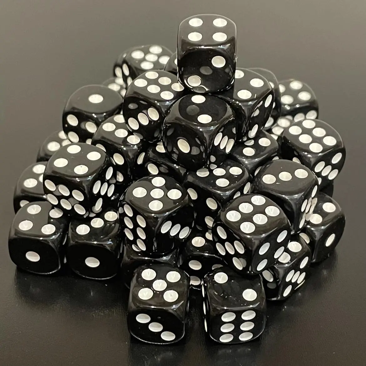 12Mm Dice Black (48) 1