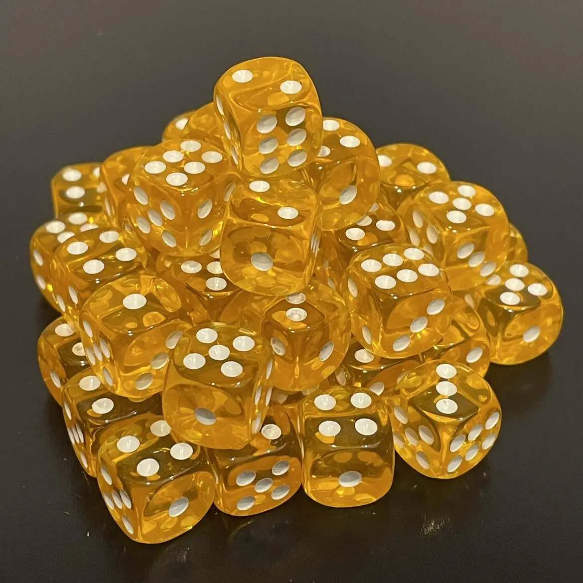 12Mm Dice Transparent Orange (48) 1