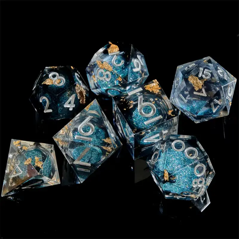 D&D Dice Set Sharp Edge Liquid Core - Black Gold Fleck (Silver) 1