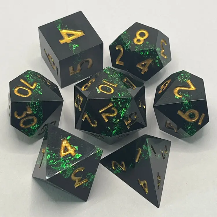 D&D Dice Set Sharp Edge - Black With Emerald Seam (Gold) 1