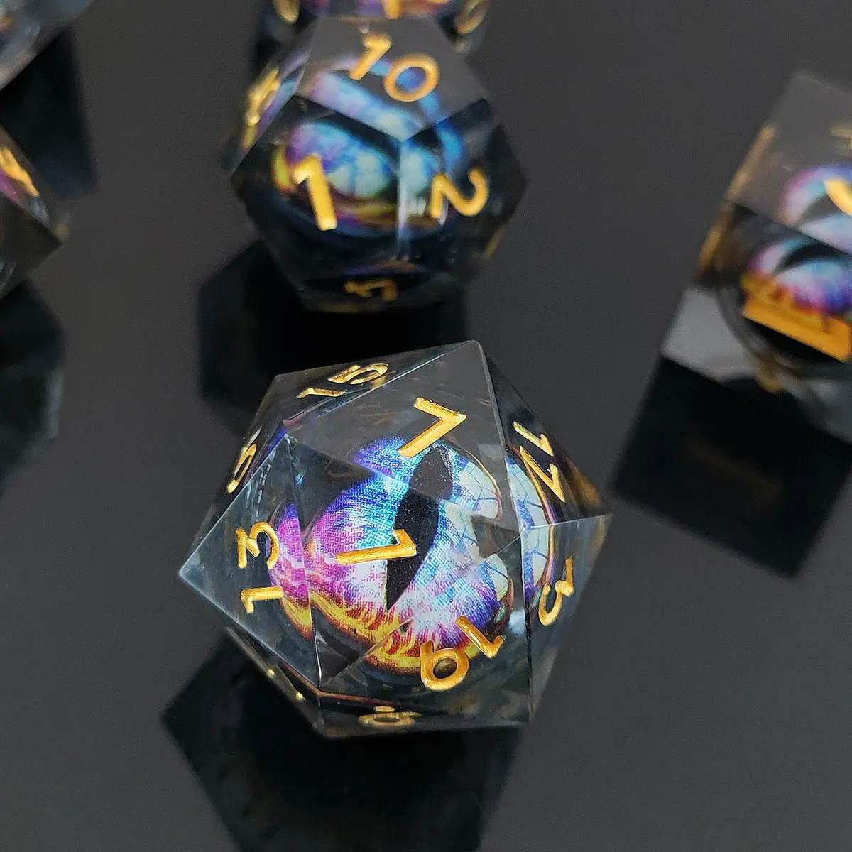 D&D Dice Set Sharp Edge Dragons Eye - Chromatic Black (Gold) 1