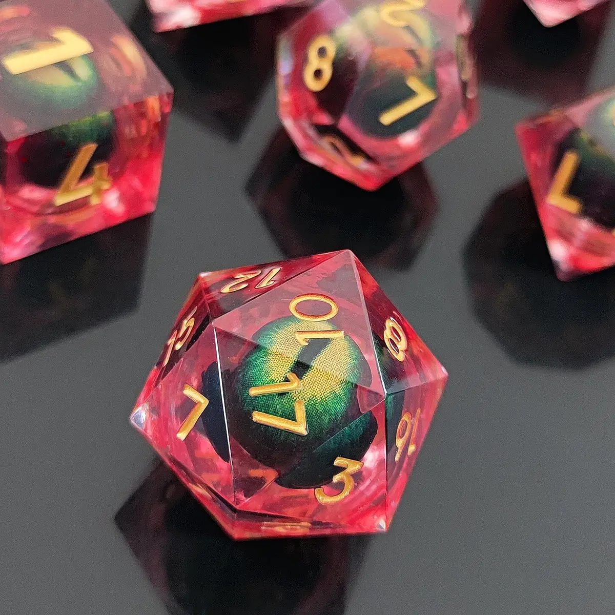 D&D Dice Set Sharp Edge Dragons Eye - Chromatic Red (Gold) 1