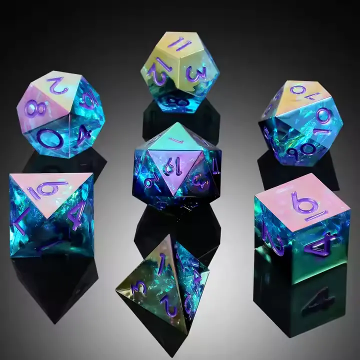 D&D Dice Set Sharp Edge - Colour Shift Blue (Purple) 1