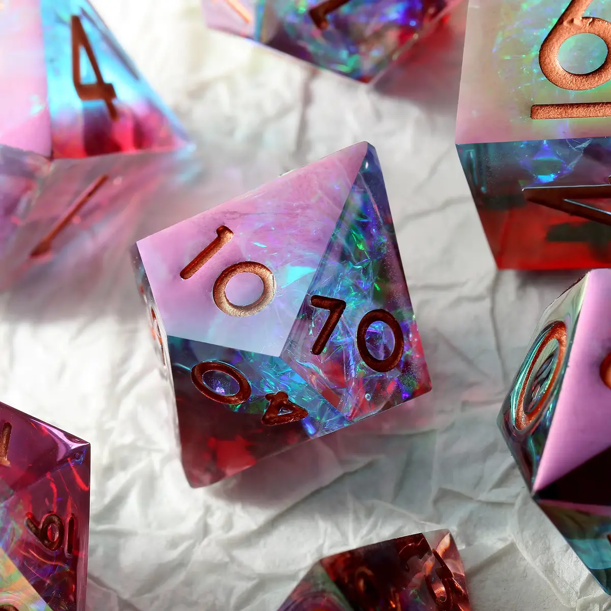 D&D Dice Set Sharp Edge - Colour Shift Fire & Ice (Bronze) 1