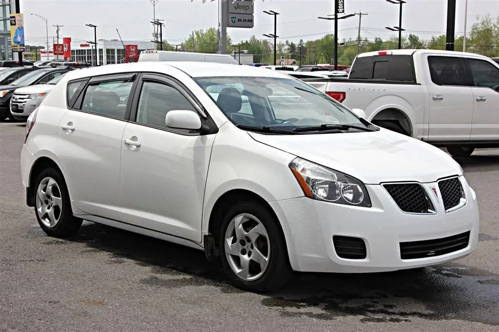 Vidrio Frontal Toyota Matrix 2009 - 2012 / Pontiac Vibe 2009 - 2012 Hatchback 4 Puertas Versión Americana
Precios Incluyen I.S.V. 1