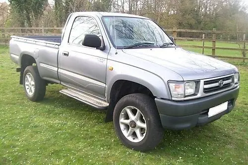 Vidrio Frontal Toyota Hilux 1998 - 2004 / Tacoma 1995 - 2004 / 4Runner 1996 - 2002
Precios Incluyen I.S.V. 1