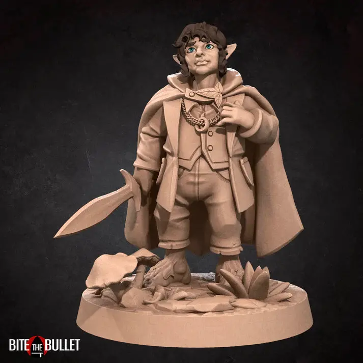 Halfling Fighter Male (Frodo) D&D Miniature 1