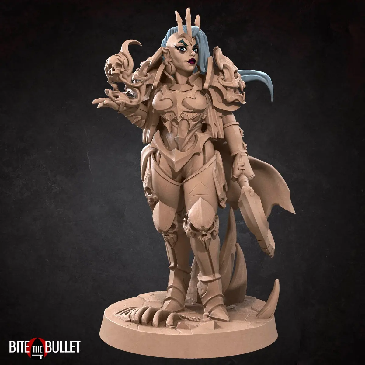 Human Wizard Female (No Crown) D&D Miniature 1