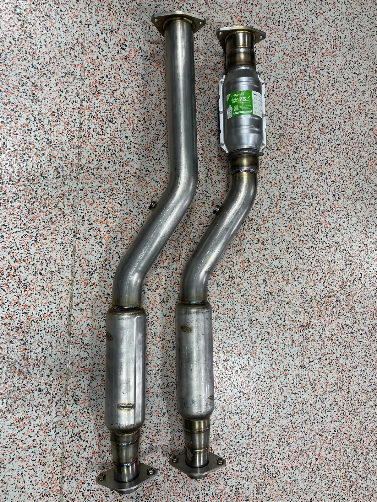 Black Halo Racing Resonated Midpipe 1