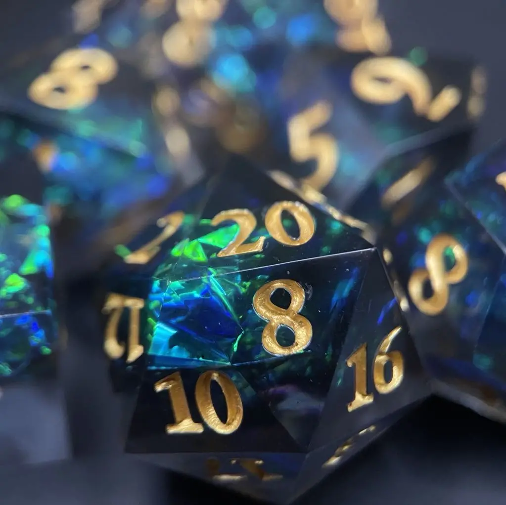 D&D Dice Set Sharp Edge - Beautiful Black (Gold) 1