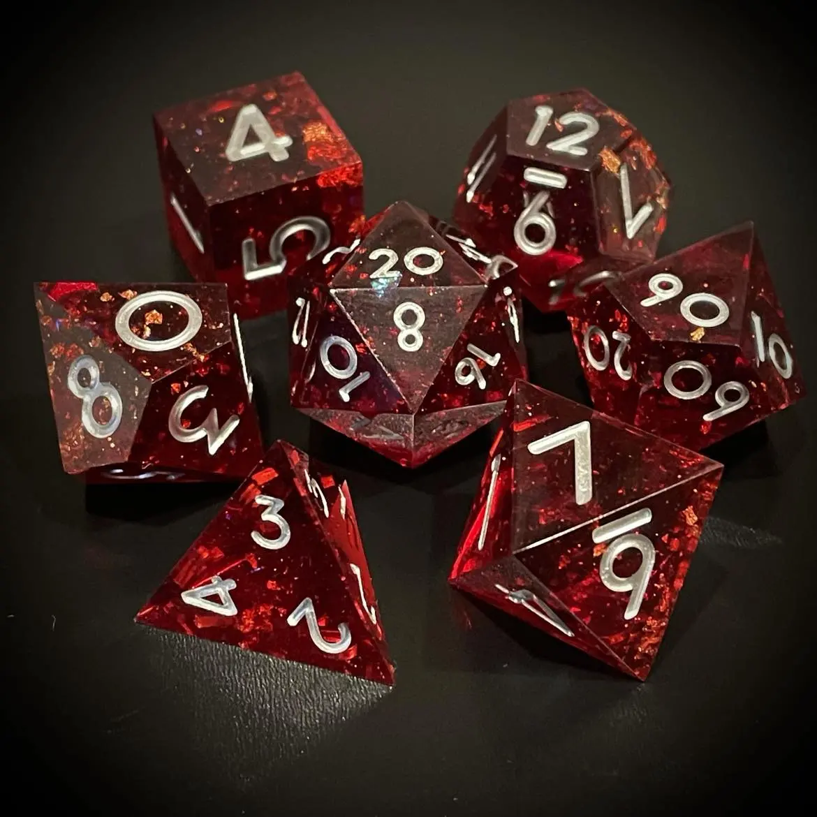 D&D Dice Set Sharp Edge - Ruby (Silver) 1